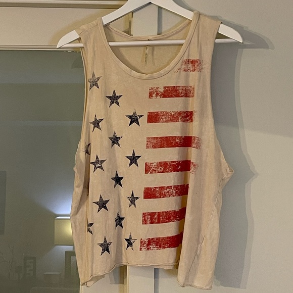 US Flag Low Cut Tank - Picture 4 of 6